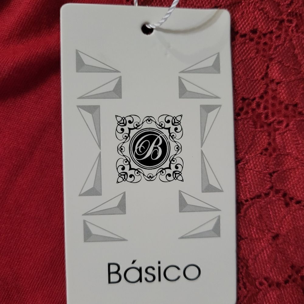 Basico Burgundy Lace Trimmed Cami - Picture 3 of 12